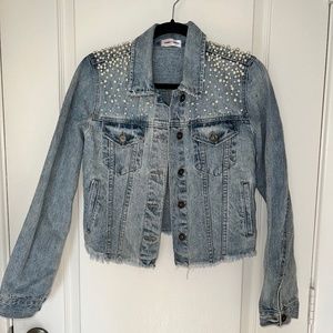NWT Sunset + Spring Pearl Light-Wash Jean Jacket - Small